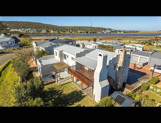 4 BEDROOM HOUSE FOR SALE IN STILBAAI-WES